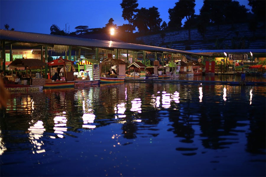 Floating-Market-Lembang