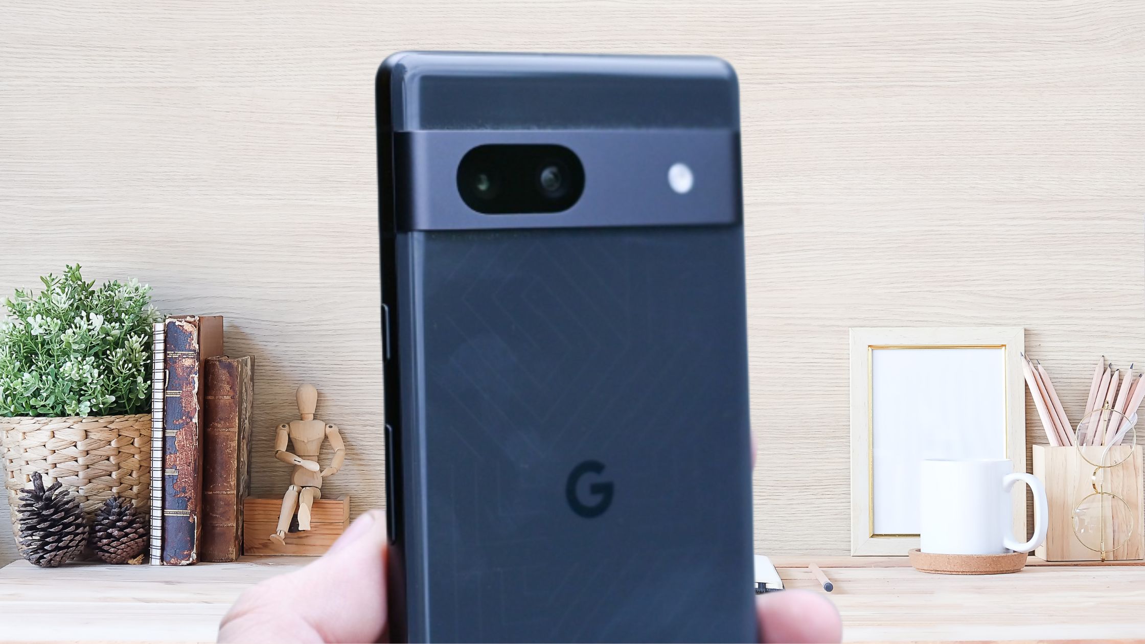 Bocoran Gambar Google Pixel 7a