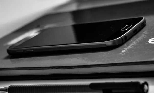 Cara memperbaiki HP Samsung mati total